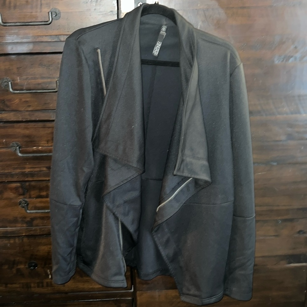 Sexy wide collar fashion jacket great for layering black, mens size medium - Picture 4 of 9